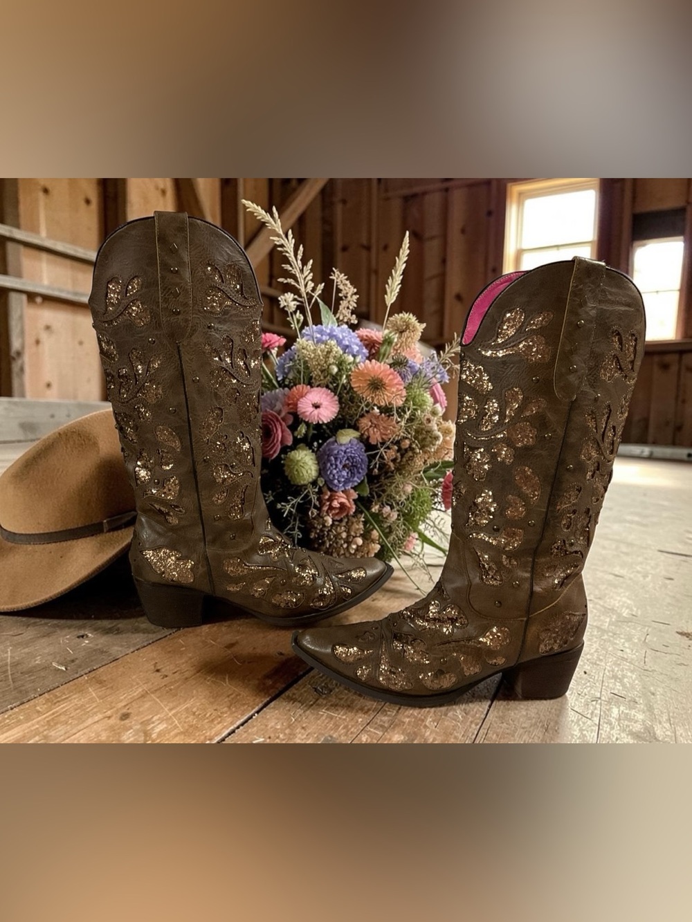 Southern Fried Chic Women's Brown Glitter Embellished Cowboy Boots Size 9